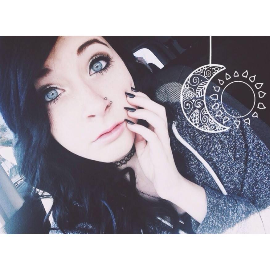 Hey guys I'm new so rt?💕