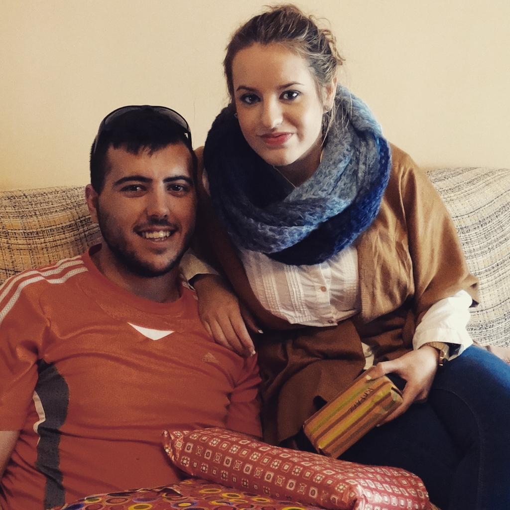 Patrirodri9's tweet photo. Mi mejor regalo, tú.. Que te echo de menos gordiiiitoo miioo!! #buenasnoches! @GuzmanKla http://t.co/dG8NkBhEDY