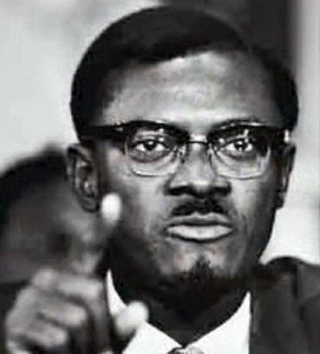 HistoryHeroes's tweet photo. Patrice Émery Lumumba: First Prime Minister of Congo, Africa (7/2/1925– 1/17/61) #BlackHistory http://t.co/51Fs7Uqrcd http://t.co/AK9XRVyTSM