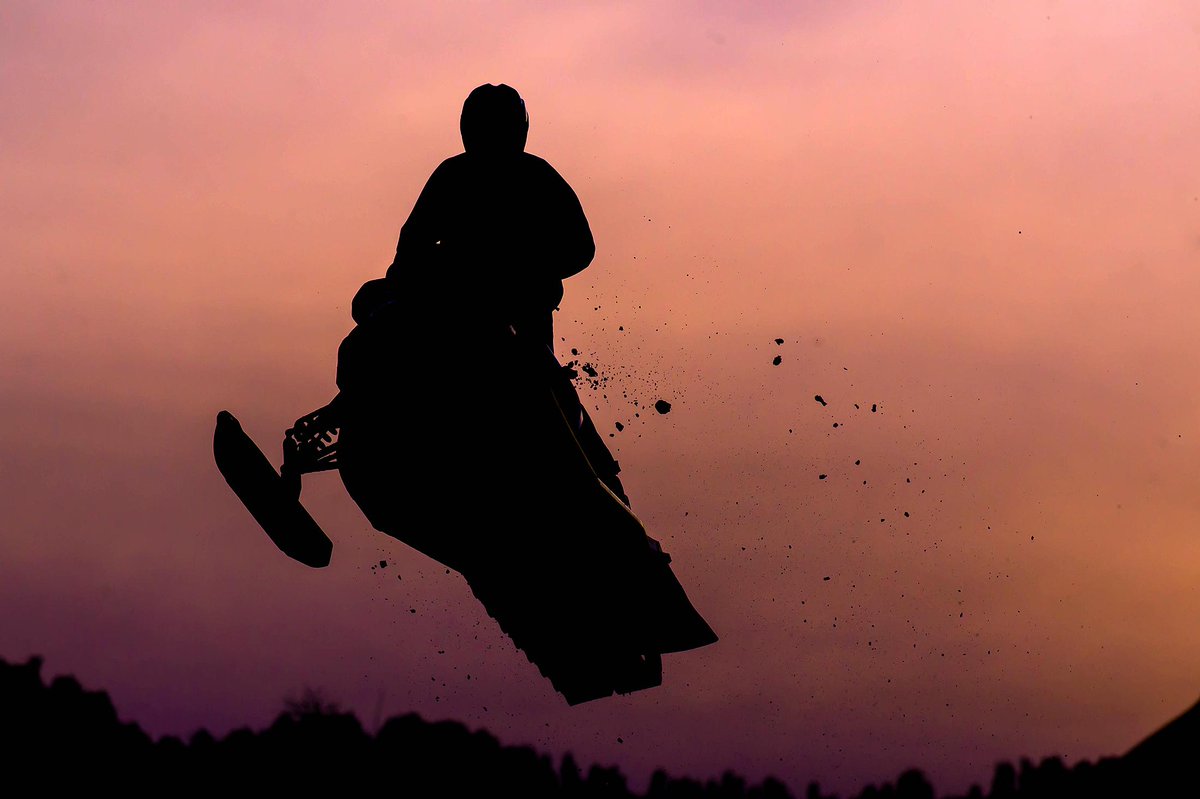 The boys are riding off into the sunset at the #DeadwoodShootout ! <a href="/DeadwoodSD/">Historic Deadwood</a>
