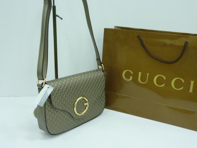 shop1_n's tweet photo. قوتشي ب ٢٣٩ ريال / للتواصل والاستفسار واتس 0505601838 http://t.co/K53O7Bie6u