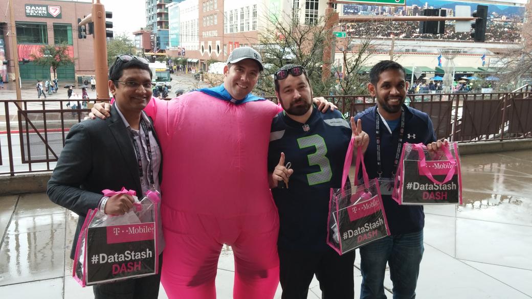 askdes's tweet image. Lee the "Magenta Man" and our 1:30 @TMobile #DataStash Dash #contest winners! Time for another clue!