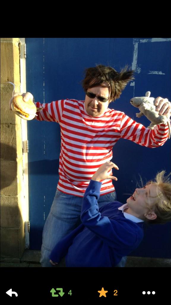 LouiseRoddam's tweet photo. Hi @David_J_Leon pls retweet and help get @davidwalliams - @WestLanePrimary #getwalliamstowestlane #WalliamsWhirlwind http://t.co/gHyRzqwlJz