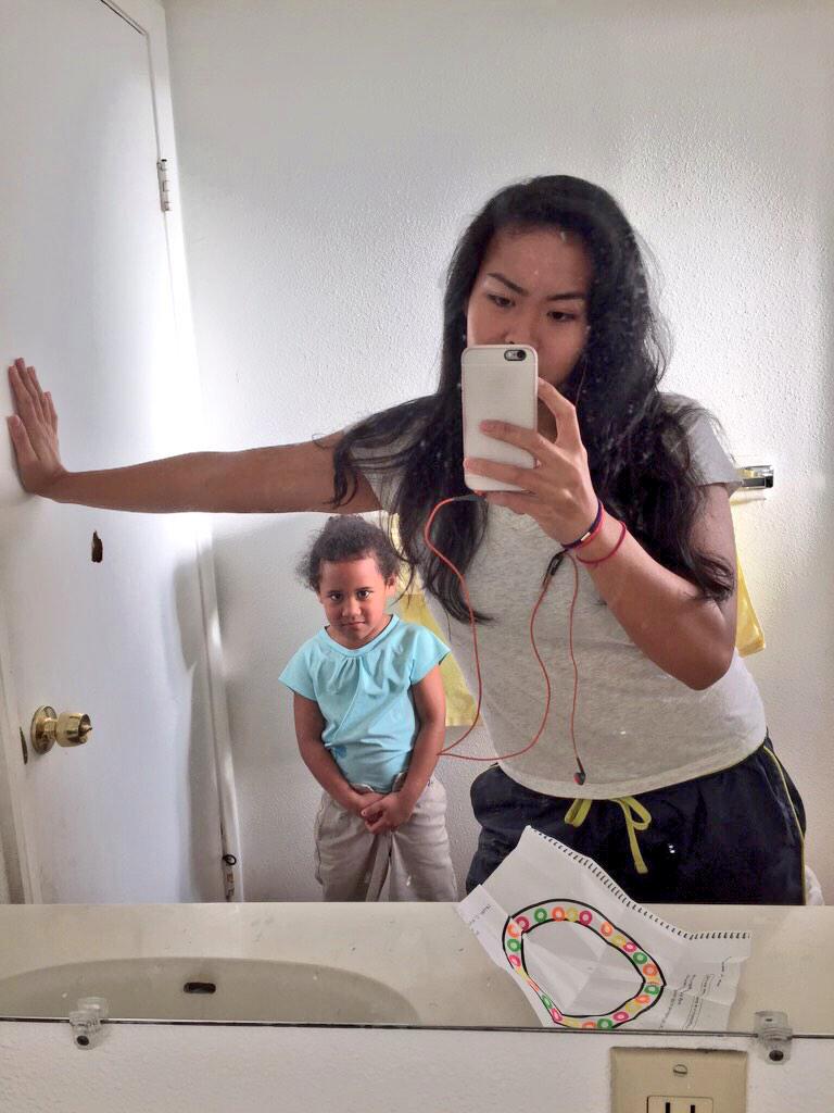 bbnarvarte's tweet image. When she tries to leave without washing her hands ✋✨ #runthatBACK