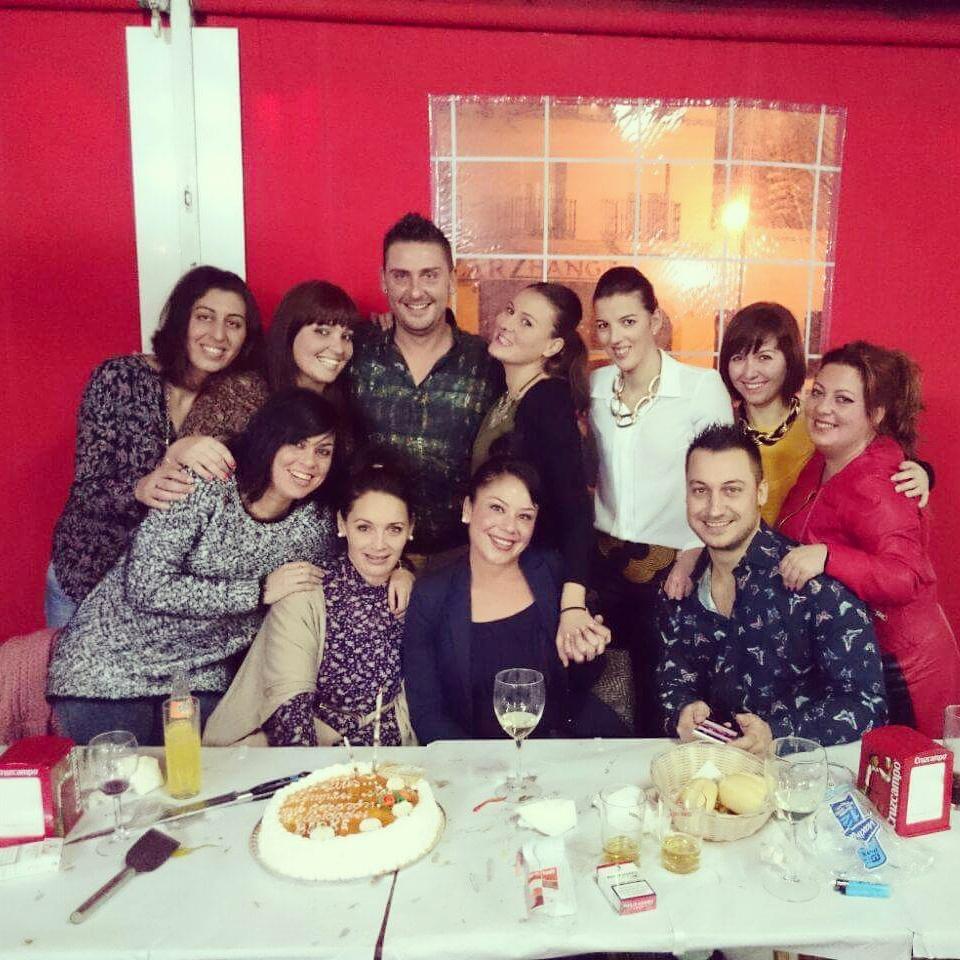 maortipe's tweet photo. Cumpleaños de @borkfalc #AmoAMisAmigos #FRIENDS  #Forever http://t.co/PwUfnsQyll