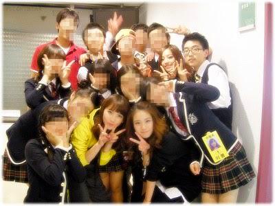 B8tWfQ_CYAEJVhw.jpg:large