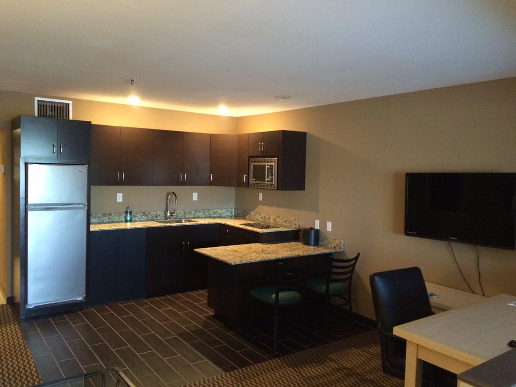 bwencinitas's tweet photo. 👀 Our new kitchens! 👍👎? http://t.co/Xq7J8ROxF5