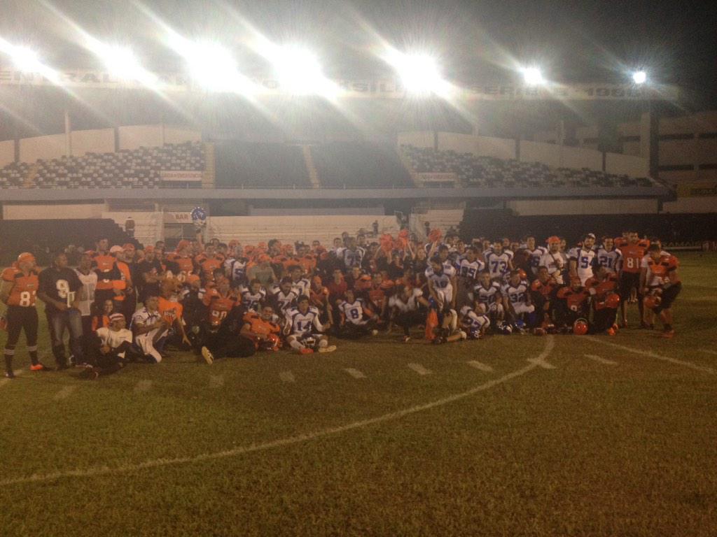 Fim de jogo no Luiz Lacerda!
 
<a href="/caruaruwolves/">Caruaru Wolves</a> 0 x 41 Mariners.

Parabéns ao pessoal de Caruaru! Grande evento!