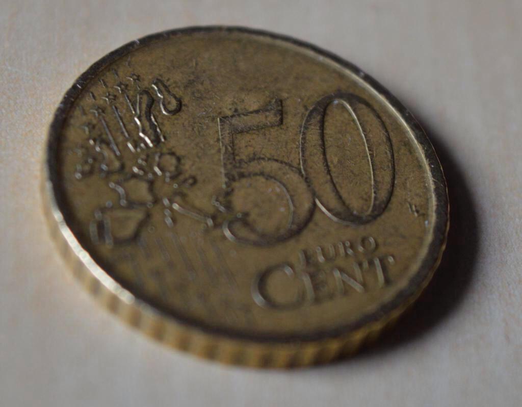 Rosalbatch's tweet image. took dis photo today!