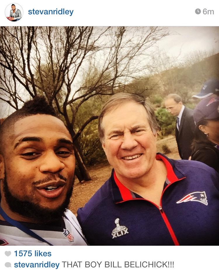 Patriots's tweet photo. By far one of our favorite selfies from team photo day... http://t.co/cPS1jG0t9f