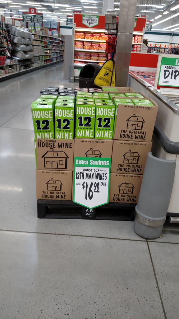 SallyMoore1234's tweet photo. @WinCoFoods Gearing up for #SuperBowlXLIX I saw 12 #12fans in shirts, neon green socks & hats
Don't forget chitlins 😲 http://t.co/LgBp4dCd5S