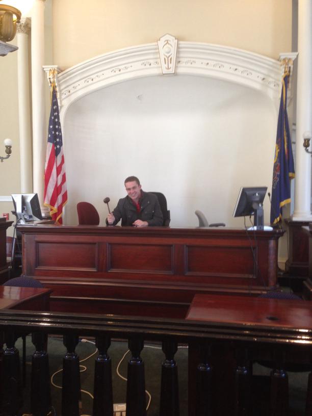 DickinsonAdmit's tweet photo. This is truly terrifying. Who let Charles sit there?? @gregorymoyer #LibCapTraining π± http://t.co/RIxzy2vBy4