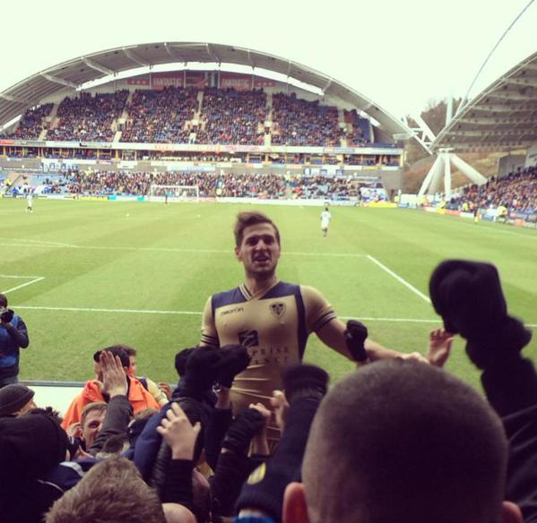 TheSquareBall's tweet photo. Your nipples look fabulous by the way, @billysharp10. #LUFC http://t.co/J1OYLBXg1u