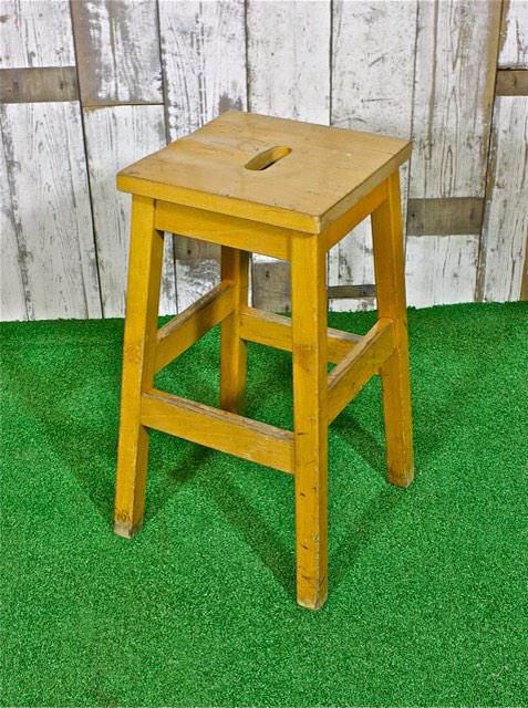 VintiqueDecor's tweet image. School stools #midcenturydesign #labstools #interiordesign #vintagefurniture #schoolstools #retro pls RT