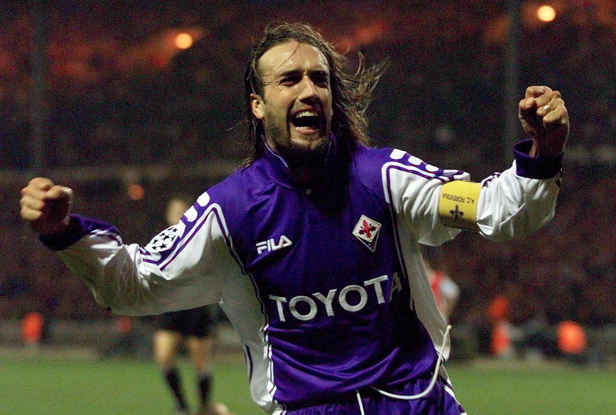 Happy 46th birthday to Gabriel Batistuta. He scored 200 goals in 313 Serie A games for Fiorentina, Roma & Inter. 