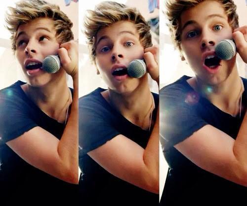 L.R.H. (@chandclicr) on Twitter photo 