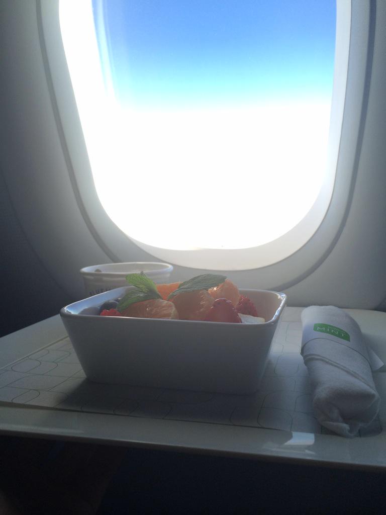 daisytahan's tweet photo. @JetBlue Cant forget dessert!❤️ #jetblue #mint http://t.co/MXOAc4ubFo