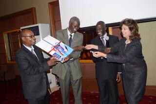 Zain Verjee tweet media