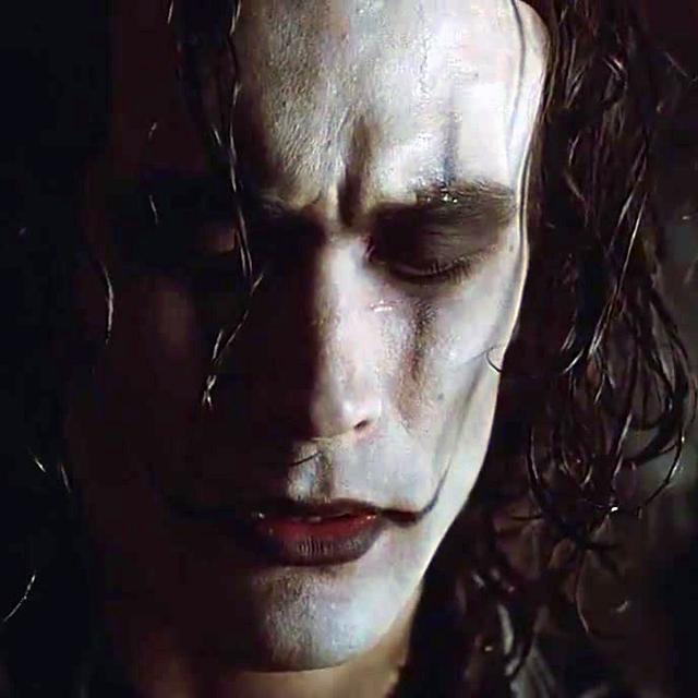 Happy Birthday, Brandon Lee! 
(February 1, 1965 March 31, 1993)

Pictured here as Eric Draven in \The Crow\ (1994). 