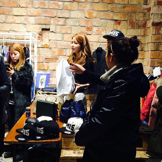 [PIC][01-02-2015]SooYoung tổ chức buổi từ thiện "SOOYOUNG WITH YOU BEAMING EFFECT" vào hôm nay B8u42kUCQAEXI_G