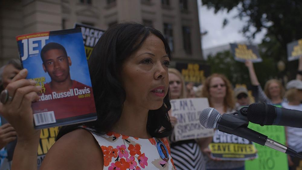 Variety's tweet image. HBO has acquired '3 1/2 Minutes' documentary on Jordan Davis shooting bit.ly/1HyCT86