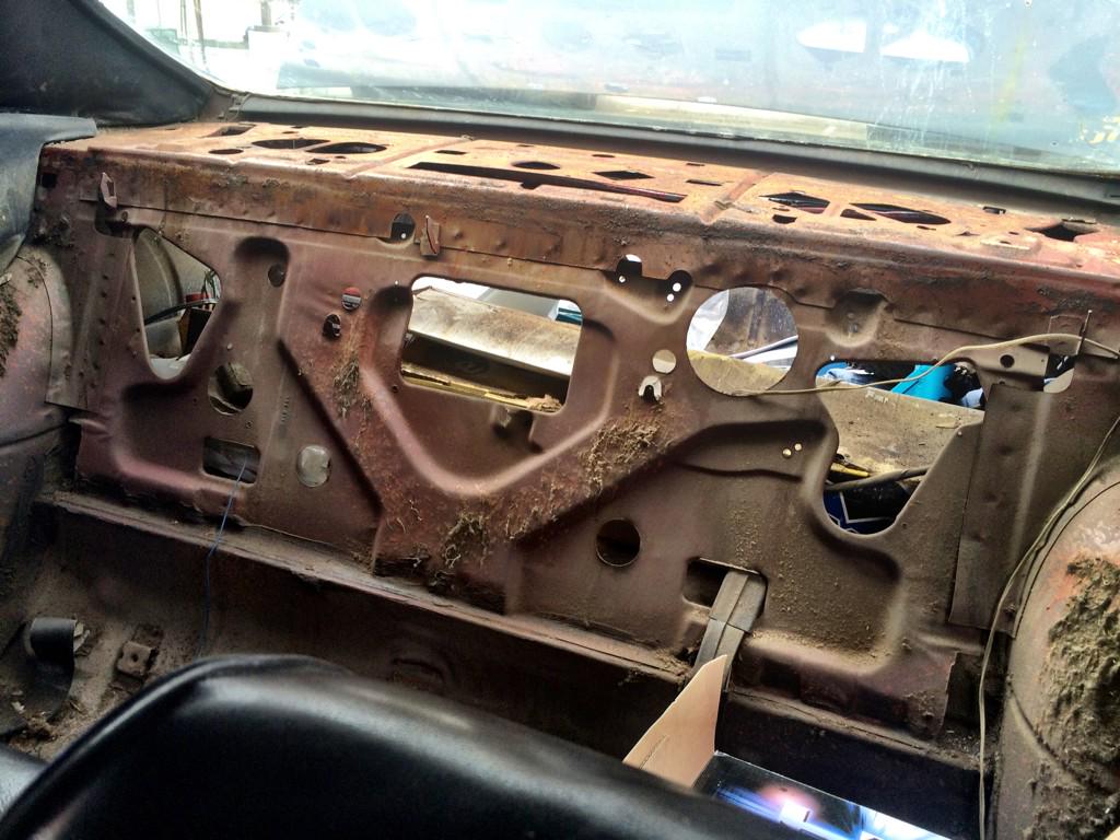 RaymondWarnerr's tweet photo. Bertha is getting love!
#BigBertha #70GTO http://t.co/JabPTE0SCG