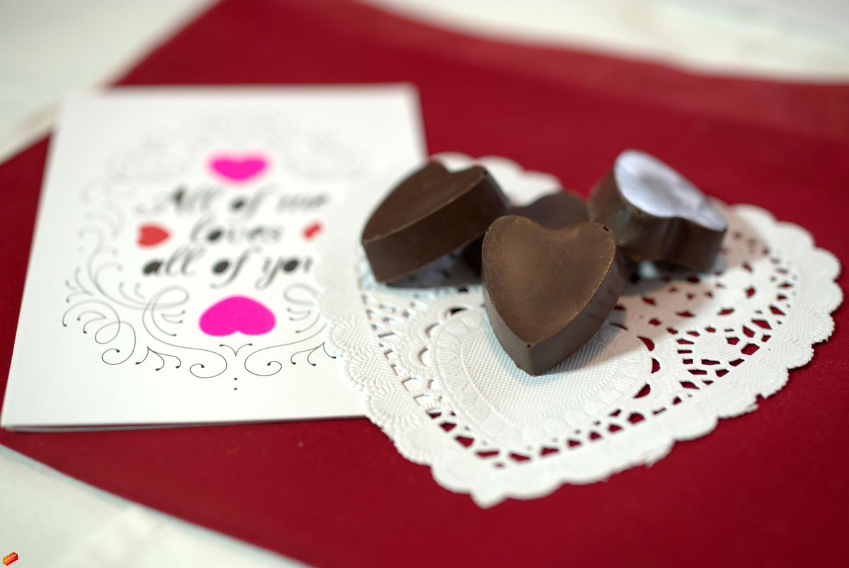 Craveables's tweet photo. Love Bombs available in 8 flavors until 2/14/15. Order yours today. Share with your love or keep for yourself http://t.co/pBSRElB3Zw