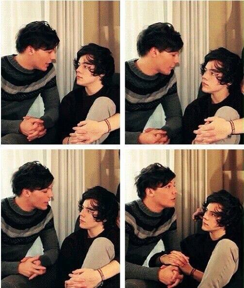 olivedralrry's tweet photo. @Harry_Styles @Louis_Tomlinson #WhenLarryWas18 #WeAreAllLarry #modestoutazoffin #LouisTweetHarryHappyBirthday http://t.co/1jle4cydH4