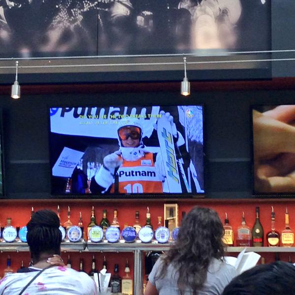 canfreestyleski's tweet photo. That awesome moment when u realize ppl are watching freestyle at LAX and @andi_naude is on screen. Photo: @emilycook http://t.co/BDHm9zmIRr