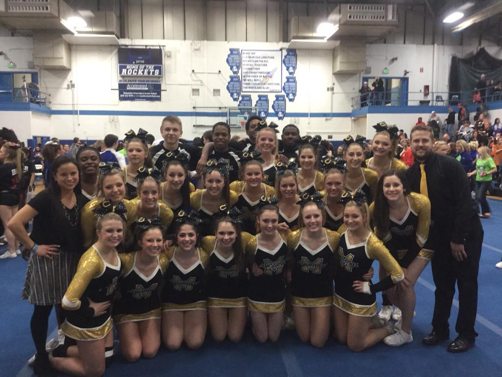 MeteaCheer's tweet image. Great job varsity cheer!!! 2nd place and headed to state. Go go mustangs!
