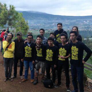 Tebing Keraton Bandung w/ <a href="/YogaDirtySecret/">Yoga</a> <a href="/tommy_hannerJr/">tommy.jr</a> <a href="/RendikaPutraa/">Rendika Putra</a> <a href="/ayip_gepes/">RIF</a> and 13 others ..