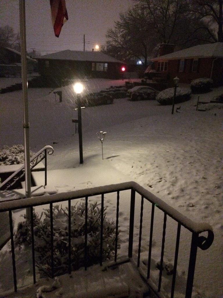 ezbeesolutions's tweet image. @NickBenderKMBC about 1.4 here now  in northeast St. Joe coming down heavy #weatherbugbeth