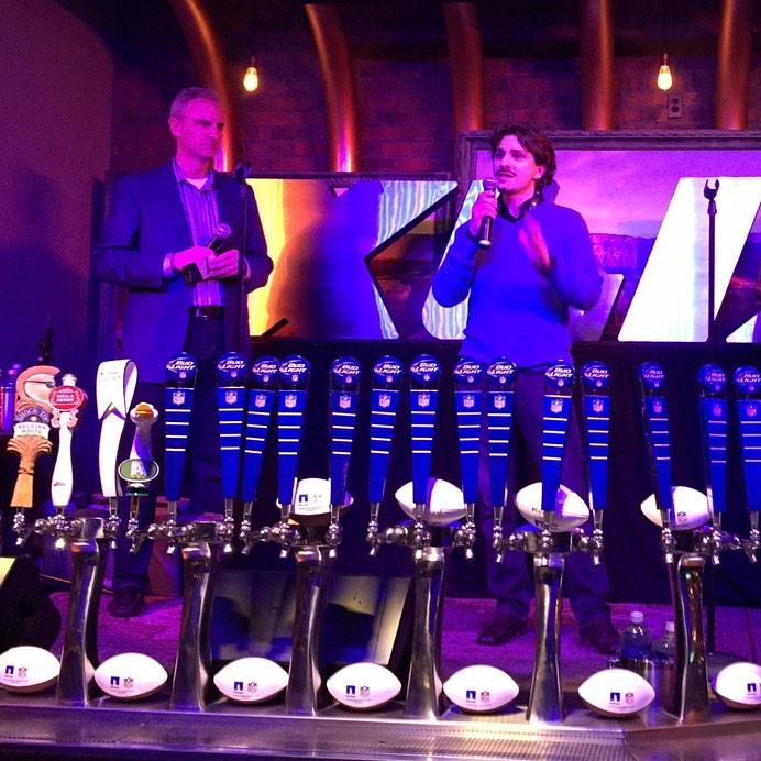 NetApp's tweet image. .@wingoz &amp;amp; NFL&apos;s Aaron Amendolia talking football &amp;amp; tech at our #SB49 party. #NetAppNFL