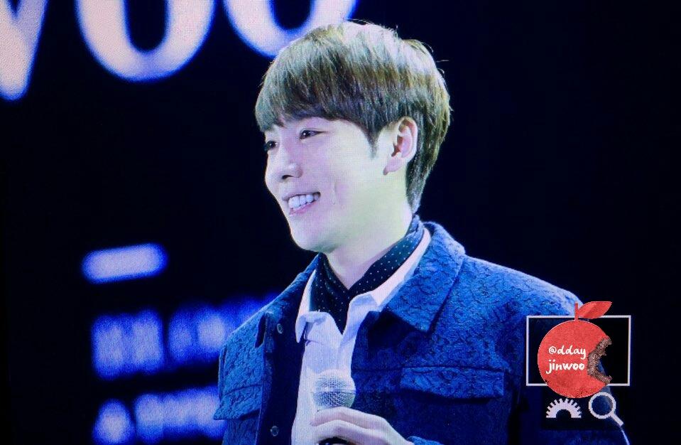 ddayjinwoo's tweet photo. 150131 WWIC in SEOUL #김진우 #WINNER
천사를봤어요 http://t.co/4vP9KXS6KX