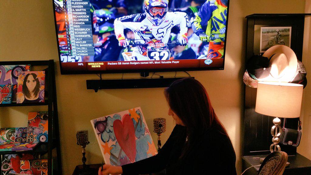 kimstowe's tweet photo. I paint, I moto, therefore I am. #motolife #SXonFOX #popart #yamaha #408mx @JustinHill_118 http://t.co/BulEWzpQm2