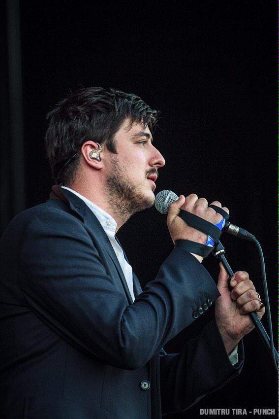 El hombre con el sentimiento hecho voz / The man with the feeling done voice. Marcus Mumford Happy birthday. 