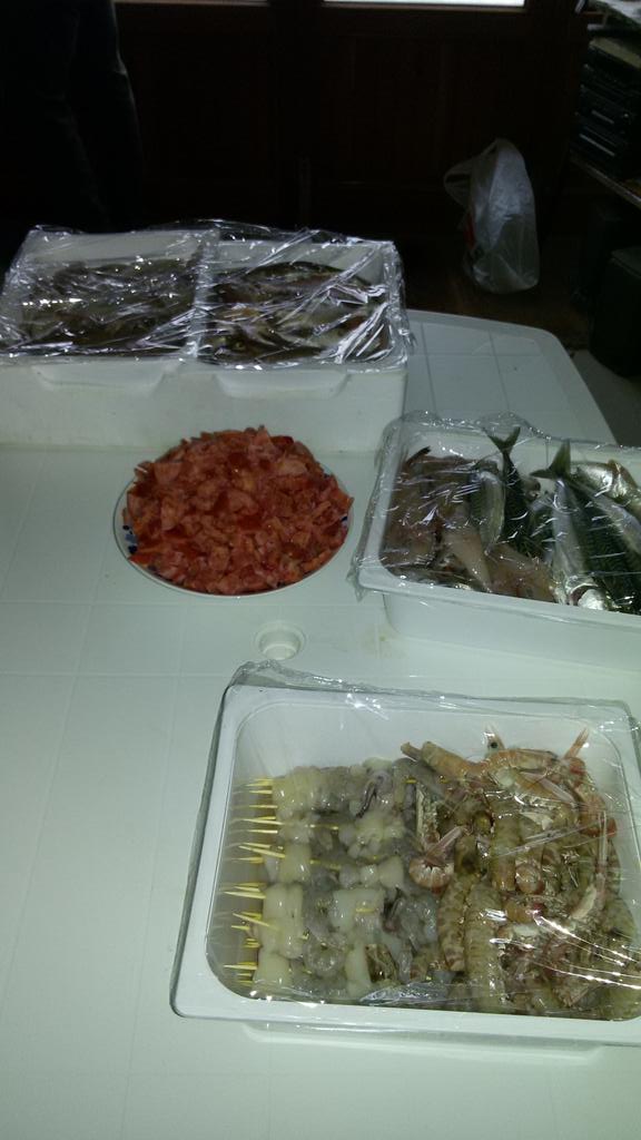 FlyFishermanC's tweet photo. Pranzo di club a base di pesce e neve http://t.co/k83CyeSZkO