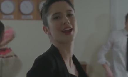 Az2406's tweet photo. @lodocomello amo tu vídeo 
#todoelrestonocuenta 
Gracias ti amo ídola http://t.co/6LQo1U1FOS