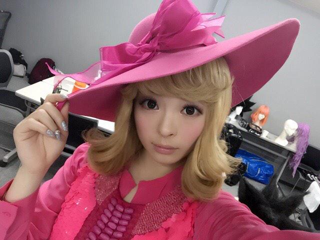 Kyary Pamyu Pamyu >> Single "Crazy Party Night ~Pumpkin no Gyakushu~" B8vHnMYCQAAA-7L