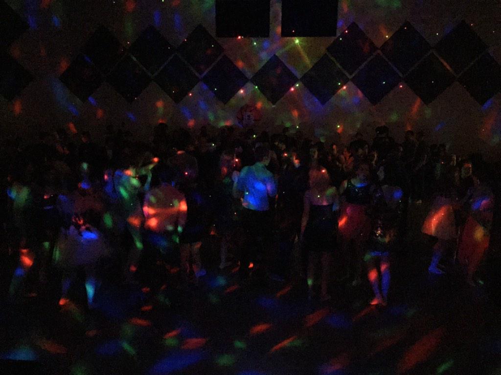 DJLSiXX's tweet photo. Feels good to see some familiar faces again. Shoutout to everyone who made it out tonight and thanks for the support! http://t.co/gHDEefZa2R
