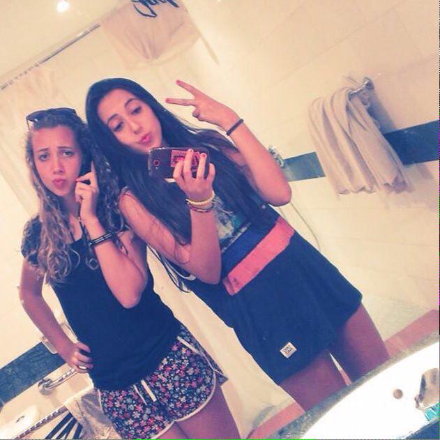 Mariia_mg18's tweet photo. Es la mejor @marta_rn16 http://t.co/FsUcvkrN9X