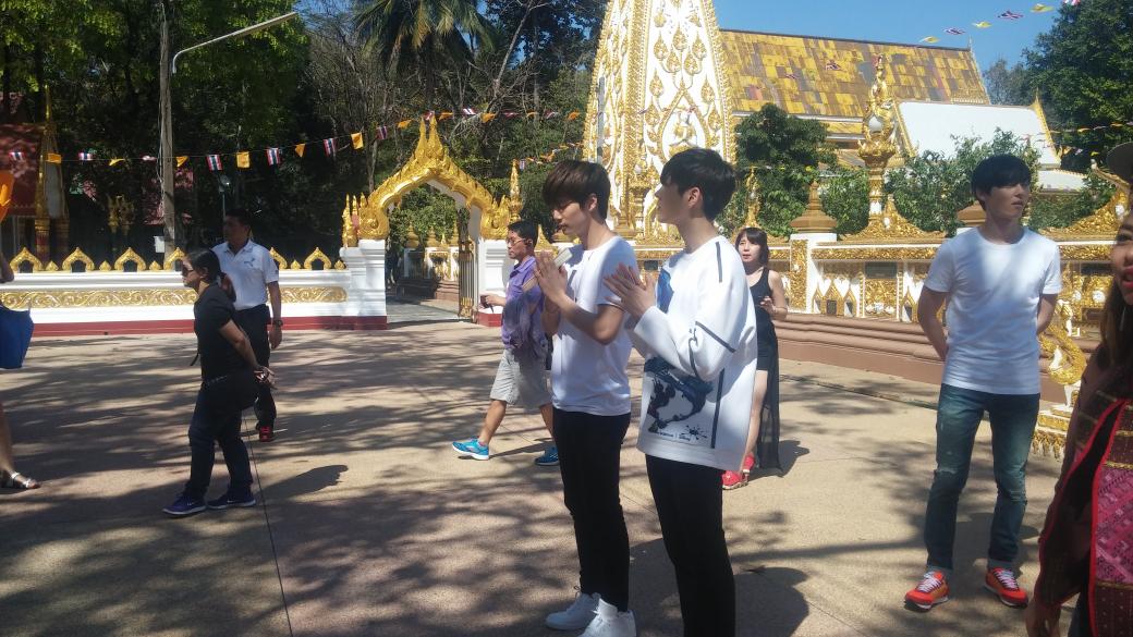 B8vY0OOCMAIicBC.jpg:large