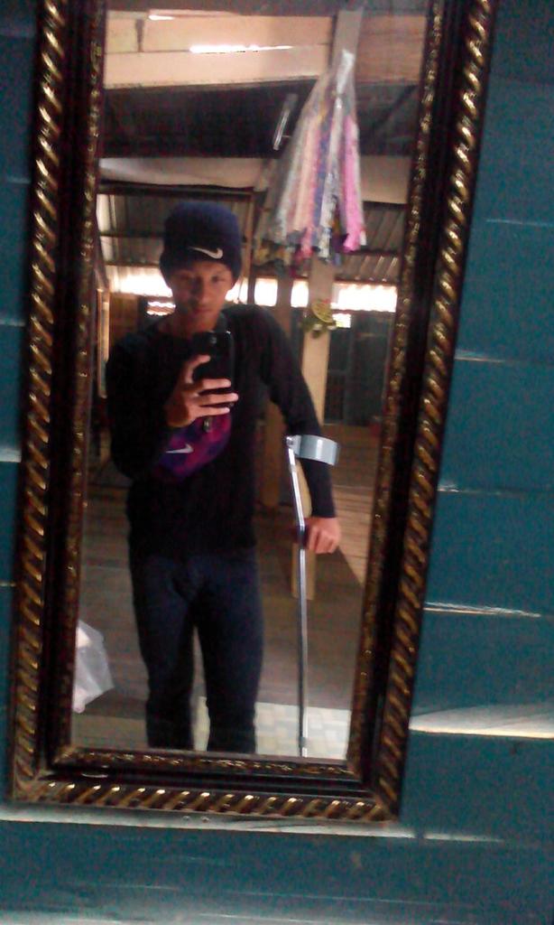 0xa17mok's tweet photo. #PrayForBad http://t.co/Enf3TfkdW6
