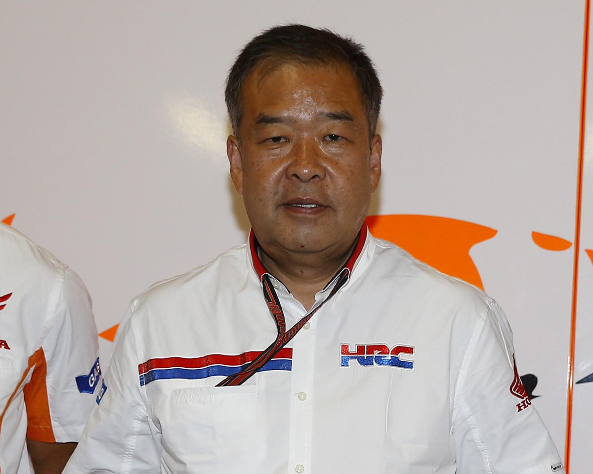 box_repsol's tweet photo. Nakamoto "Esperamos que sean unos test productivos y que empecemos de la mejor manera la temporada" #EquipoRepsol2015 http://t.co/051Ja4n5rU