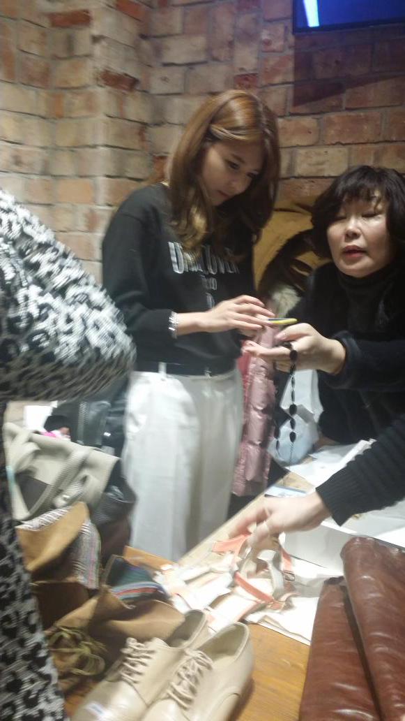 [PIC][01-02-2015]SooYoung tổ chức buổi từ thiện "SOOYOUNG WITH YOU BEAMING EFFECT" vào hôm nay B8vc-NxCEAEY5NK