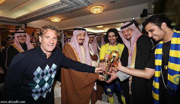 kjk666's tweet photo. “@ALMRISEUL: #واحد_فبراير . http://t.co/k9Kb5VKUUj”