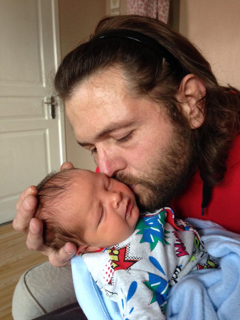 JasonConners's tweet photo. @TheRealBernieRW This really is the fountain of life pure LOVE XXX http://t.co/3mAcqZpsRu