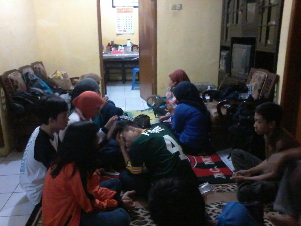 jebrasis's tweet photo. Tjieee yang sebenernya masih pada kelaperan😁 #japanclub http://t.co/DnPdtCcygJ