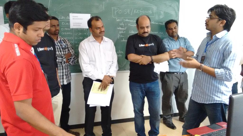 boniezuvyz's tweet photo. Its Nibodha's turn #kodekovai @kovaitechathon #buildinkovai http://t.co/tVSihZzeJE