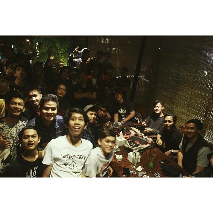 Gathering malam ini <a href="/griffonsarmy/">Griffon's Army</a>